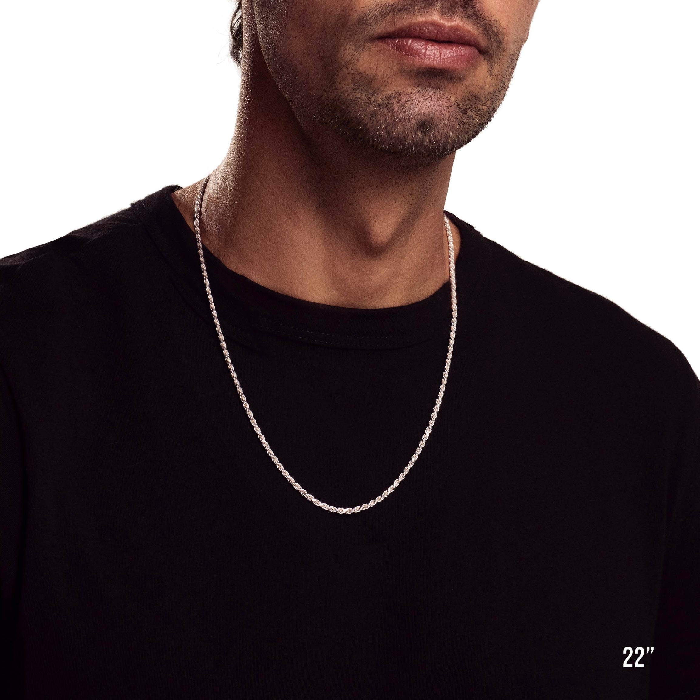 Model wearing 3mm 22” rope chain.