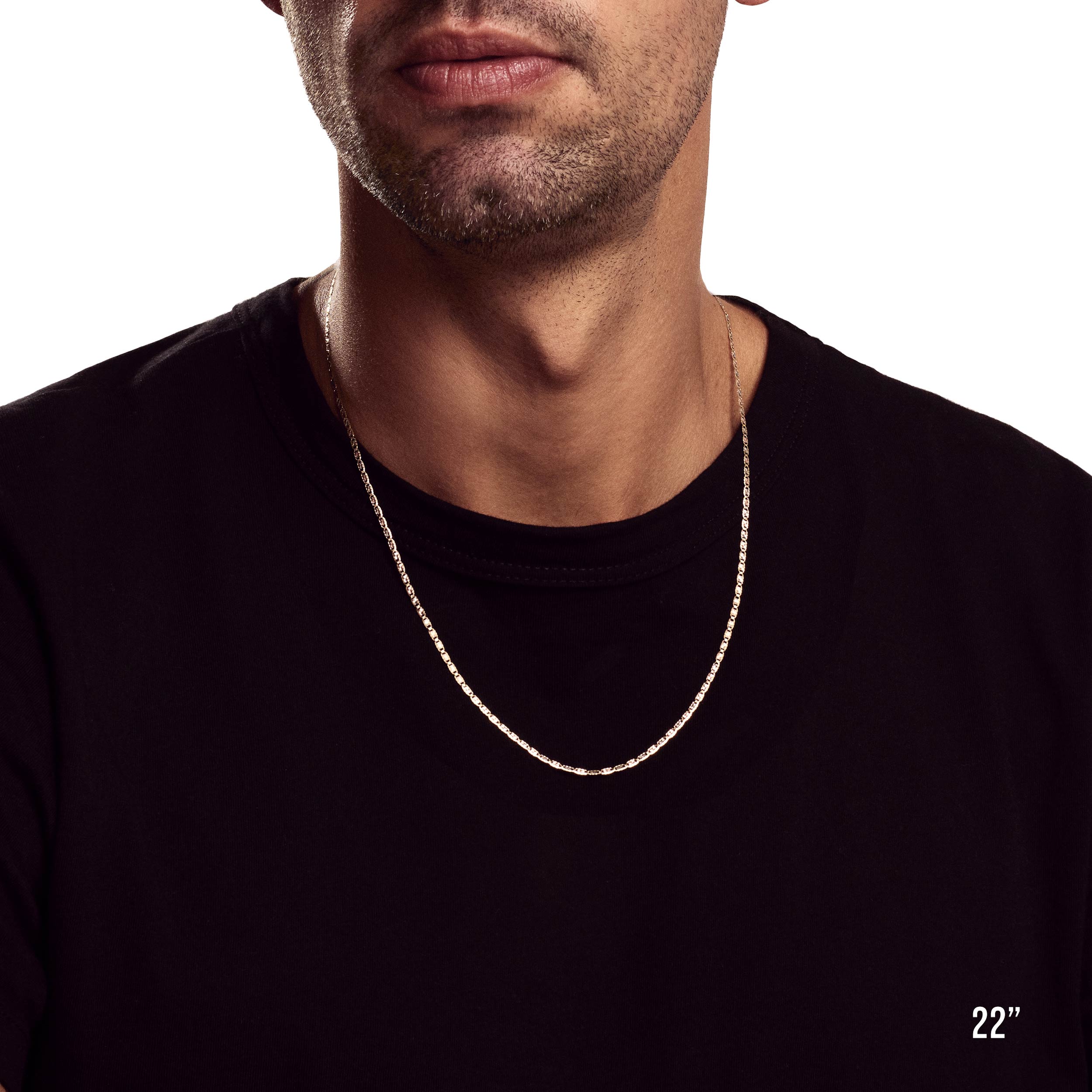 Model wearing 2mm 22” valentino chain.